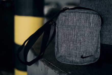 
- Размер: 24 x 20 x 7см;- Материал: Полиэстер 600д;- Логотип: вышит;- Регулируе. . фото 7