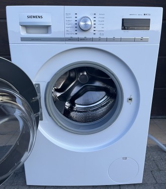 Привезена з Німеччини, ідеальний стан, як нова, 8кг завантаження, 1600об віджим,. . фото 4