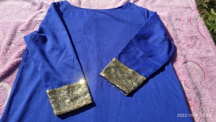 Гарна синя сукня з рукавами 3/4
тканина мягка, трохи тягнеться.
Бренд: Eleganc. . фото 2