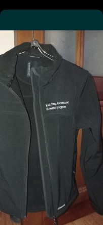 Женская куртка kilmanock чёрного цвета, состояние новой (идеал.), Размер 38. 90%. . фото 2