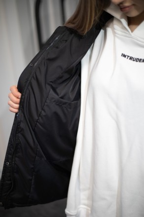 
Куртка трансформер:- Материал: мягкая, водонепроницаемая и ветронепродуваемыая . . фото 4
