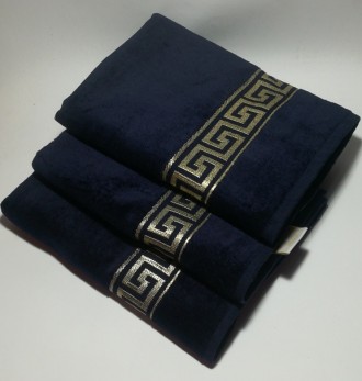 Велюровое полотенце для лица 60*105 см, Версаче
Цвета : темно синее
Нежное, бога. . фото 2