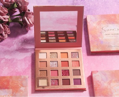 Палетка теней для век 16 Sunrise Cherry. Ивано-Франковск. фото 1 Палетка теней для век 16 Sunrise Cherry. Ивано-Франковск. фото 1