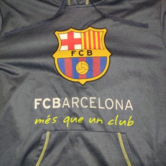 Футбольная кофта с капюшоном FC Barcelona, размер-М, длина-68см, под мышками-54с. . фото 6