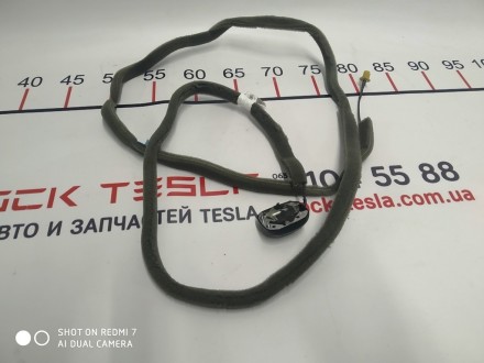 Антенна спутниковая Tesla model S, REST 1018362-00-A
Доставка по Украине Новой . . фото 3