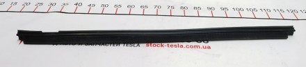 Уплотнитель стекла внутрений двери задней левой Tesla model X 1483693-00-A
Дост. . фото 5