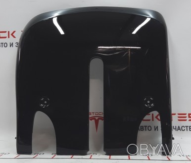 Накладка декоративная сиденья 2-го ряда нижняя правая глянцевая Tesla model X 10. . фото 1