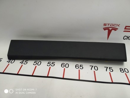Накладка нижняя бардачка (LTHR BLK) Tesla model X S REST 1002301-01-B
Доставка . . фото 3
