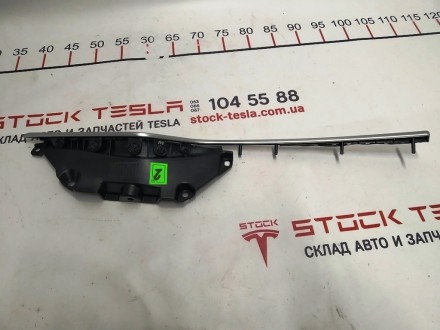 Молдинг алюминиевый карты двери передней правой Tesla model S, model S REST 1051. . фото 2