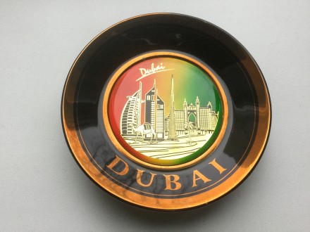 Очень красивая тарелочка с позолотой Дубаи, богато смотрится, станет украшением . . фото 2