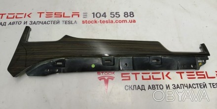 Декоративная накладка центральной панели пассажирская OBECHE GLOSS HZ MATA Tesla. . фото 1