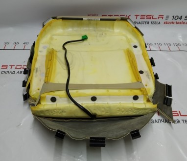 Обшивка нижней части пассажирского сиденья с подогревом PREM TAN Tesla model S 1. . фото 6