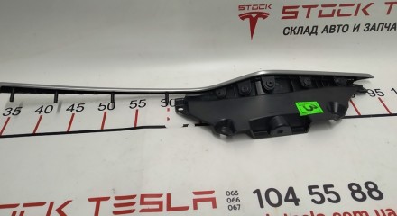 Молдинг алюминиевый карты двери задней левой Tesla model S, model S REST 1051389. . фото 3