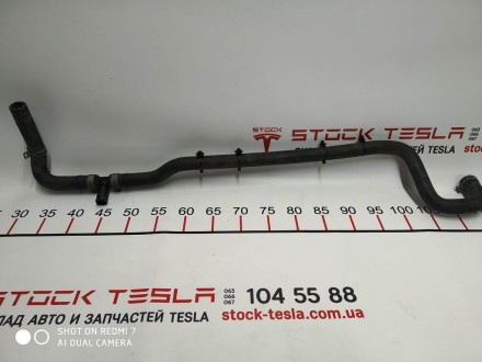 Шланг охлаждения от тройного клапана к радиатору в сборе Tesla model S 6007351-0. . фото 3