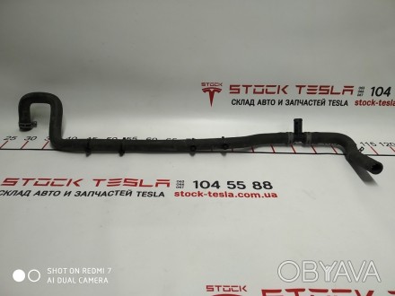 Шланг охлаждения от тройного клапана к радиатору в сборе Tesla model S 6007351-0. . фото 1