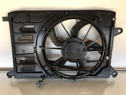 Дифузор радіатора охолодження з мотором і крильчаткою Ford Fusion (Форд Ф'юж. . фото 4