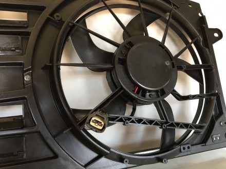 Дифузор радіатора охолодження з мотором і крильчаткою Ford Fusion (Форд Ф'юж. . фото 5