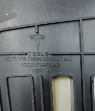 Пластик центральной консоли OBECHE GLOSS Tesla model S 1023170-05-C
Доставка по. . фото 7