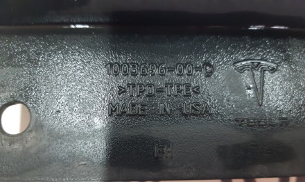 Обтекатель накладки порога левый Tesla model S 1003696-00-D
Доставка по Украине. . фото 4
