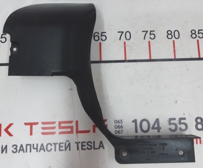Обтекатель накладки порога левый Tesla model S 1003696-00-D
Доставка по Украине. . фото 2