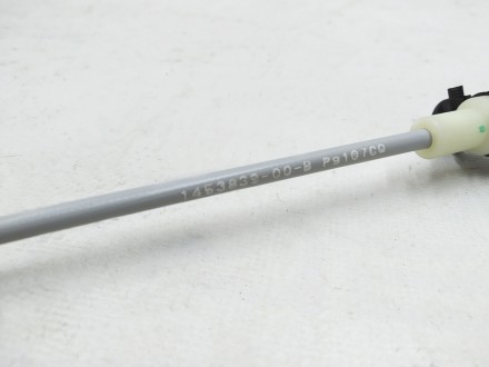 Тросик ручки открытия замка спинки сиденья 2-го ряда правый Tesla model 3 146724. . фото 5