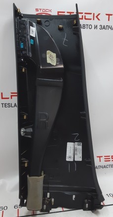 Облицовка стойки В нижняя правая GRAPH в сборе Tesla model X 1035971-01-H
Доста. . фото 3