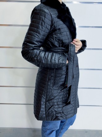 Молодежное женское пальто c натуральным мехом / куртка под известный бренд 44/46. . фото 5