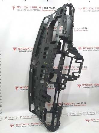 Пластиковый каркас инструментальной панели Tesla model S 1011184-00-I
Доставка . . фото 2