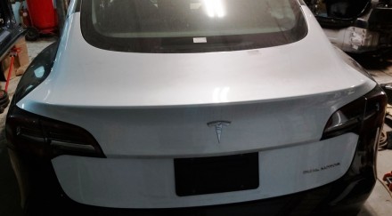 Диван второго ряда сидений (с подогревом) PUR BLK Tesla model 3 1452685-C3-C
До. . фото 2