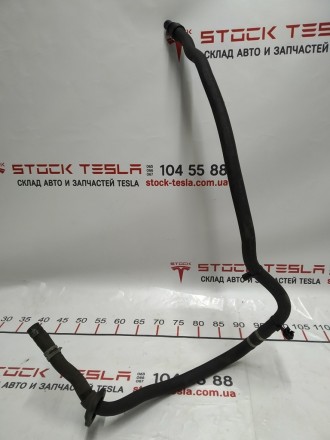 Шланг системы охлаждения мотора заднего Tesla model X 1046225-00-H
Доставка по . . фото 2