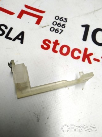 Изолятор силиконовый листа защитного металлического корпуса основной батареи Tes. . фото 1