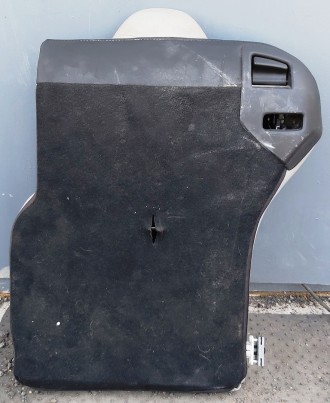 Спинка сиденья 2-го ряда одинарного PERF GRAY с повреждением Tesla model S, mode. . фото 3