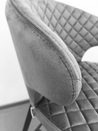 
Обзор полубарного стула Keen, велюр цвет стил грей Необычная форма спинки с ""у. . фото 4
