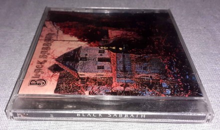 Продам Лицензионный СД Black Sabbath – Black Sabbath
Состояние диск/полиг. . фото 6