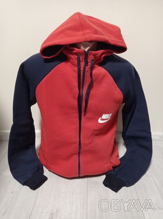 Утепленная кофта "Nike" для мальчика Turkey Турция на 14-18 лет
Стильная и удобн. . фото 1