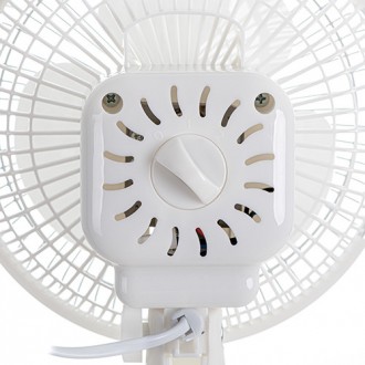 Вентилятор Adler AD 7301
Ефективний вентилятор потужністю 30 Вт. Він охолоджує п. . фото 6