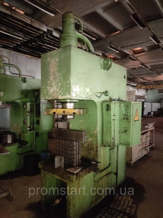 PYE 63 — Прес гідравлічний, зусиллям 63т.. Київ. фото 1
