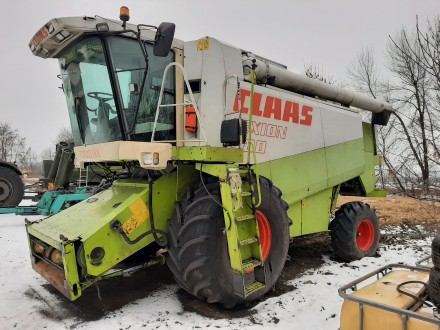 Комбайн зернозбиральний
Claas Lexion 480
1997 рік випуску
двигун Мерседес
в . . фото 9