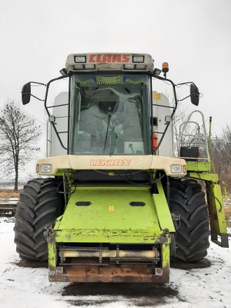 Комбайн зернозбиральний
Claas Lexion 480
1997 рік випуску
двигун Мерседес
в . . фото 8