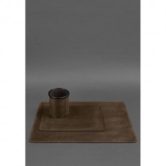 Кожаный настольный набор состоит из трех предметов: коврик под ноутбук, подкладк. . фото 4