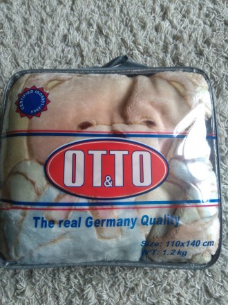 Новое одеяло покрывало для малыша
В сумке
Германия 110*140
можно стирать
мяг. . фото 2