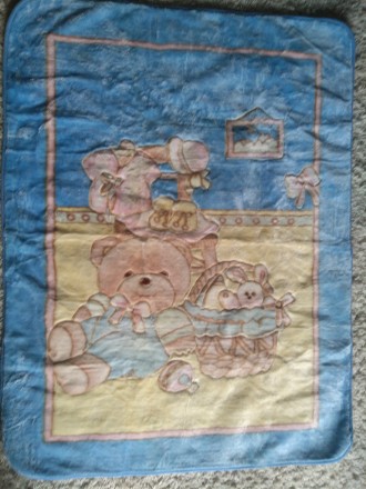 Новое одеяло покрывало для малыша
В сумке
Германия 110*140
можно стирать
мяг. . фото 4