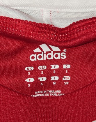 Футболка Adidas FC Meddlesbrough, размер-S, длина-67см, под мышками-48см, новая,. . фото 5
