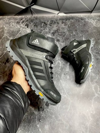 
 
 Відправка з м Одесса 
Зимние ботинки Adidas
Люкс качество
Верх выполнен из в. . фото 3