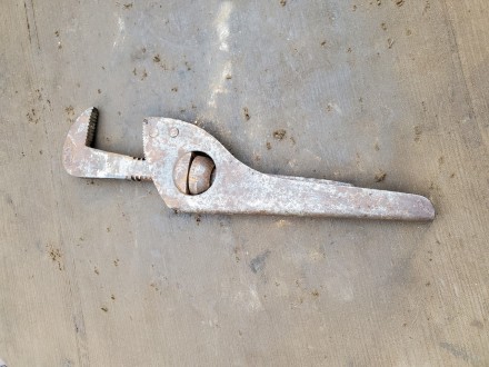Продам Ключ накидний ретро старовинний ключ розвідний трубний ключ СРСР — добре . . фото 7