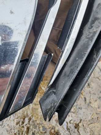 Продам Решотка радиатора гриль Honda Accord 2016-17Г под ремонт оригинал оригина. . фото 6