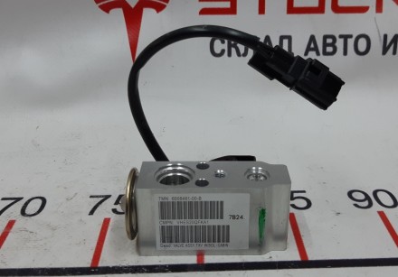 Клапан системы кондиционирования Evaporator Tesla model X S REST 6008481-00-B
Д. . фото 3