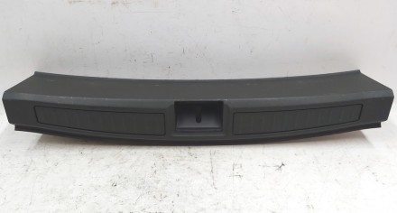 Отделка багажника пластик (под замок) в сборе с повреждением Tesla model S, mode. . фото 3