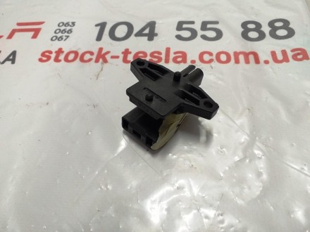 Датчик положения нижней части водительского сиденья Tesla model S, model S REST . . фото 2