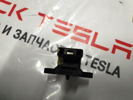 Датчик положения нижней части водительского сиденья Tesla model S, model S REST . . фото 5